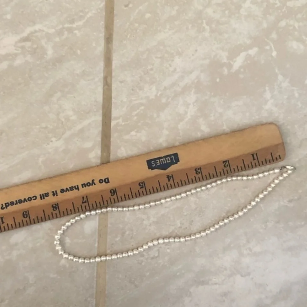 Vintage Faux Pearl Necklace - Picture 5 of 5